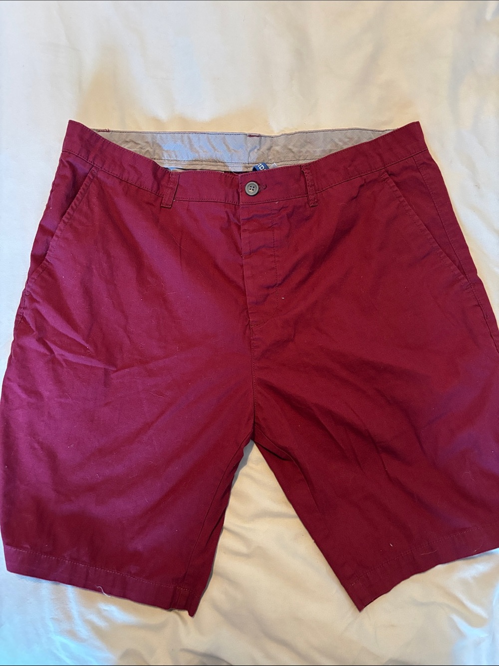 H&M Men's Burgundy Flat Front Cotton Shorts